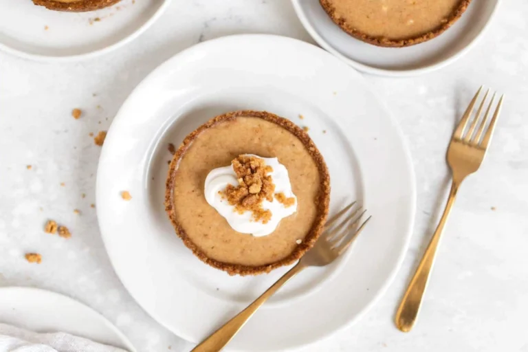 No Bake Mini Pumpkin Cheesecakes