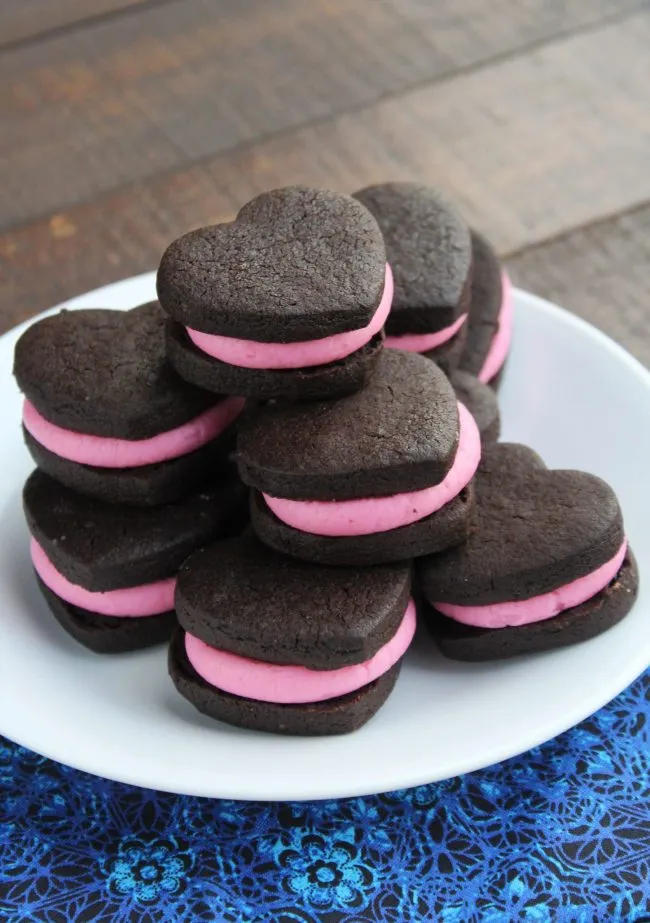 Valentine Sandwich Cookies