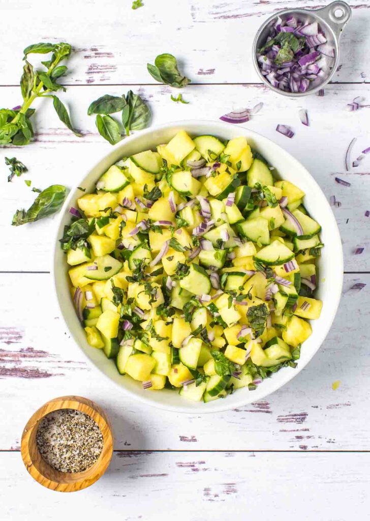 EASY Pineapple Cucumber Salad glutenfreeplantbased vegan healthy